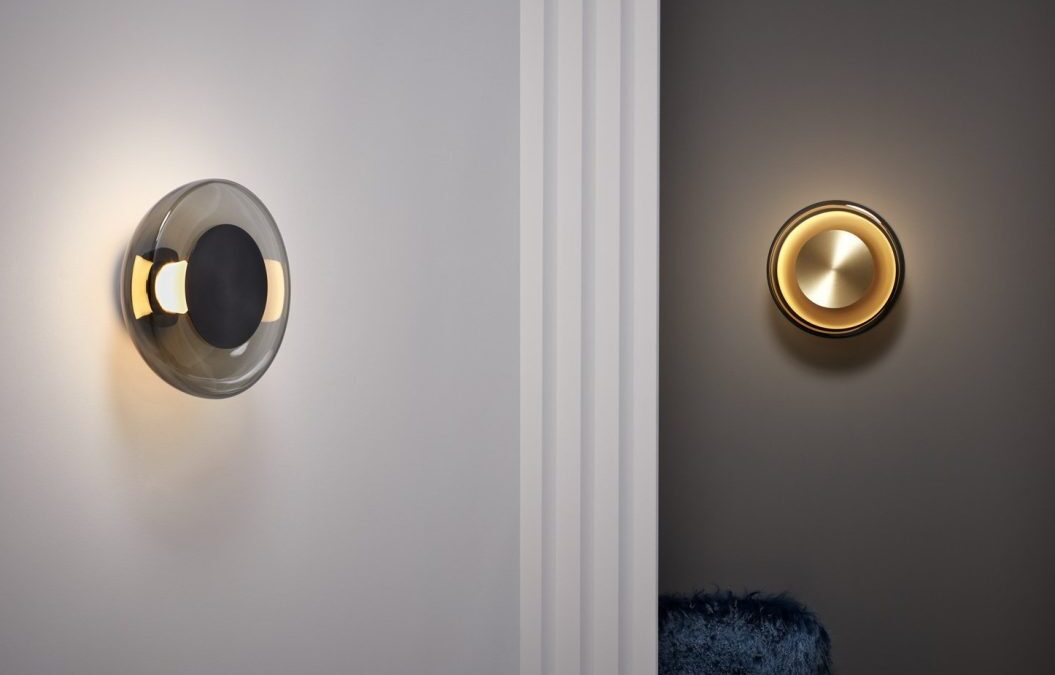 Pendulum Wall