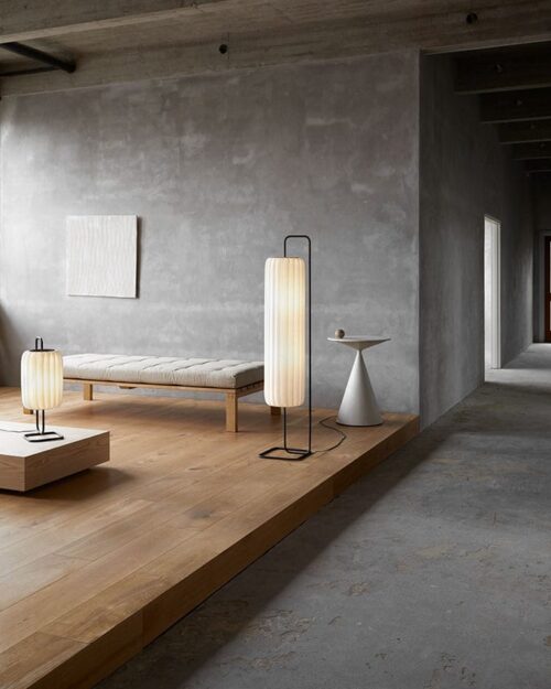 Tr37 Floor Light